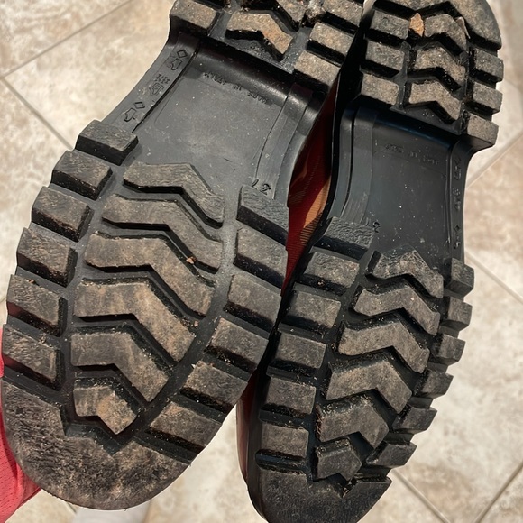 Burberry rain boots size 37 - Picture 10 of 15